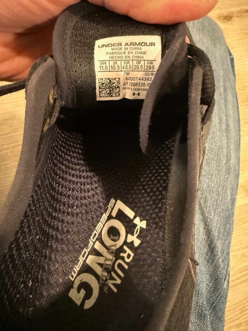 Under Armour mens 11.5 - Picture 5 of 5